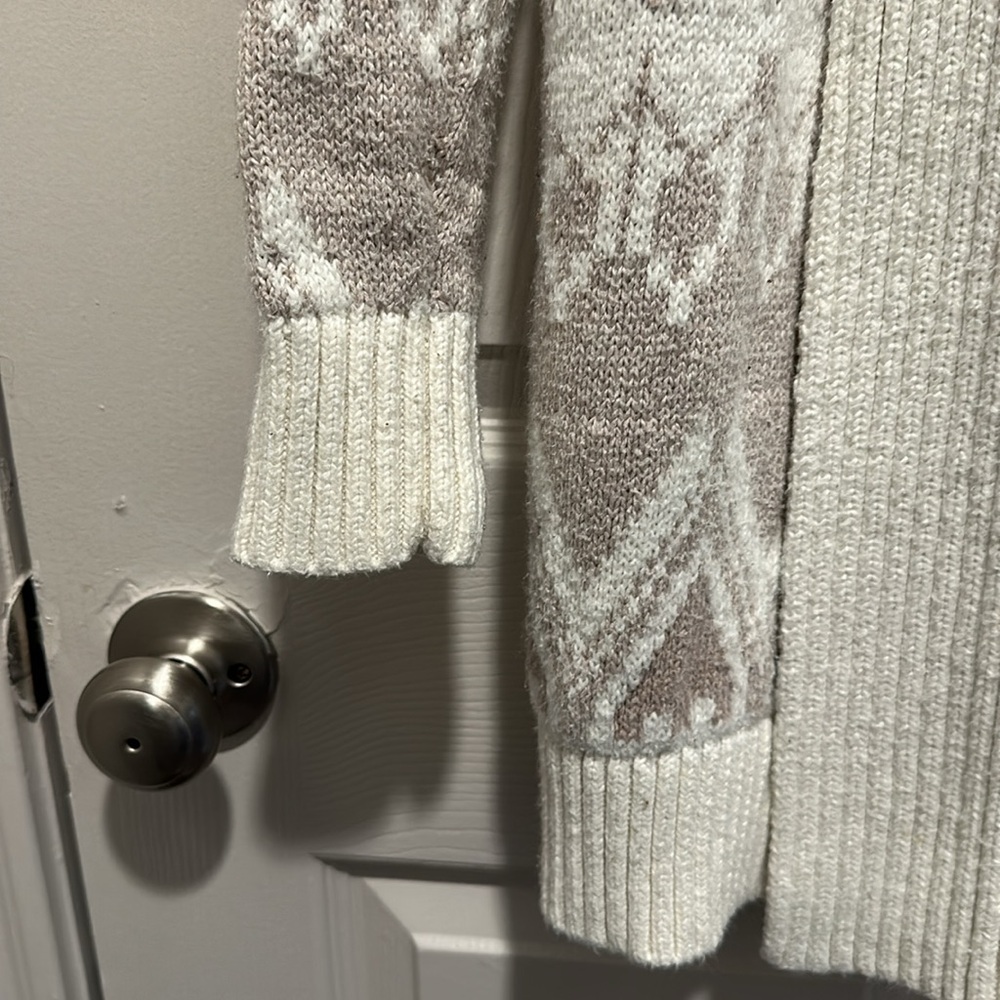 Old Navy Open Front Cardigan - Picture 3 of 4